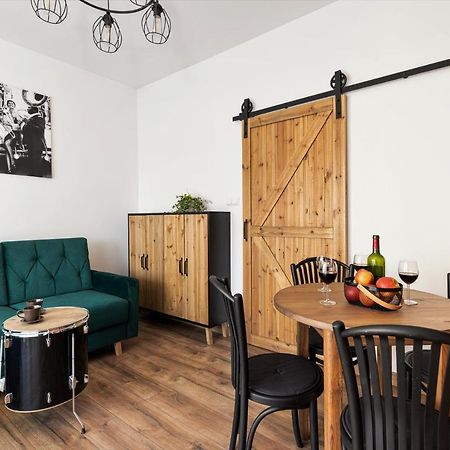 Jazz Station Apartment Go New & Pure Cracóvia Exterior foto