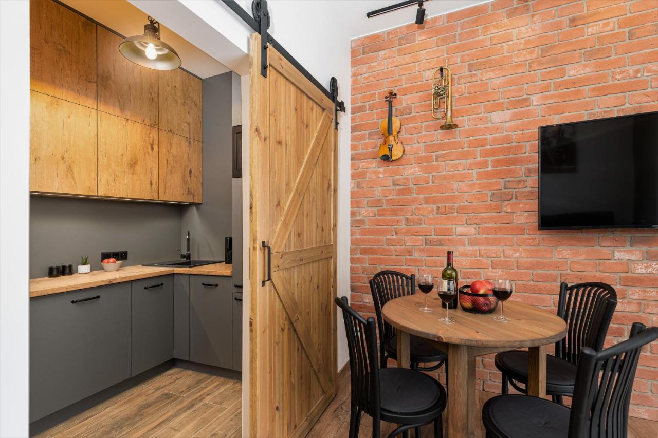 Jazz Station Apartment Go New & Pure Cracóvia Exterior foto